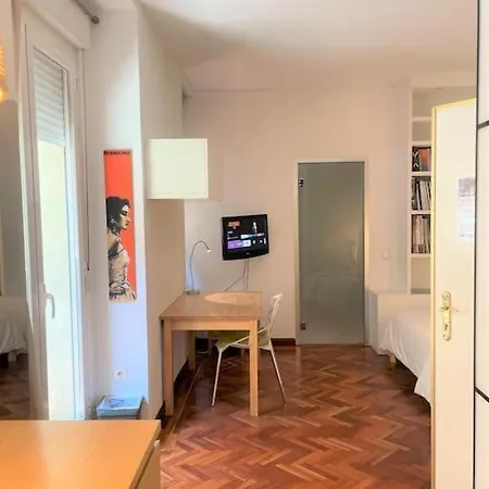 Acogedor Apartamento, Exterior Con Balcon Y Aire Acondicionado En Chueca, Madrid-3